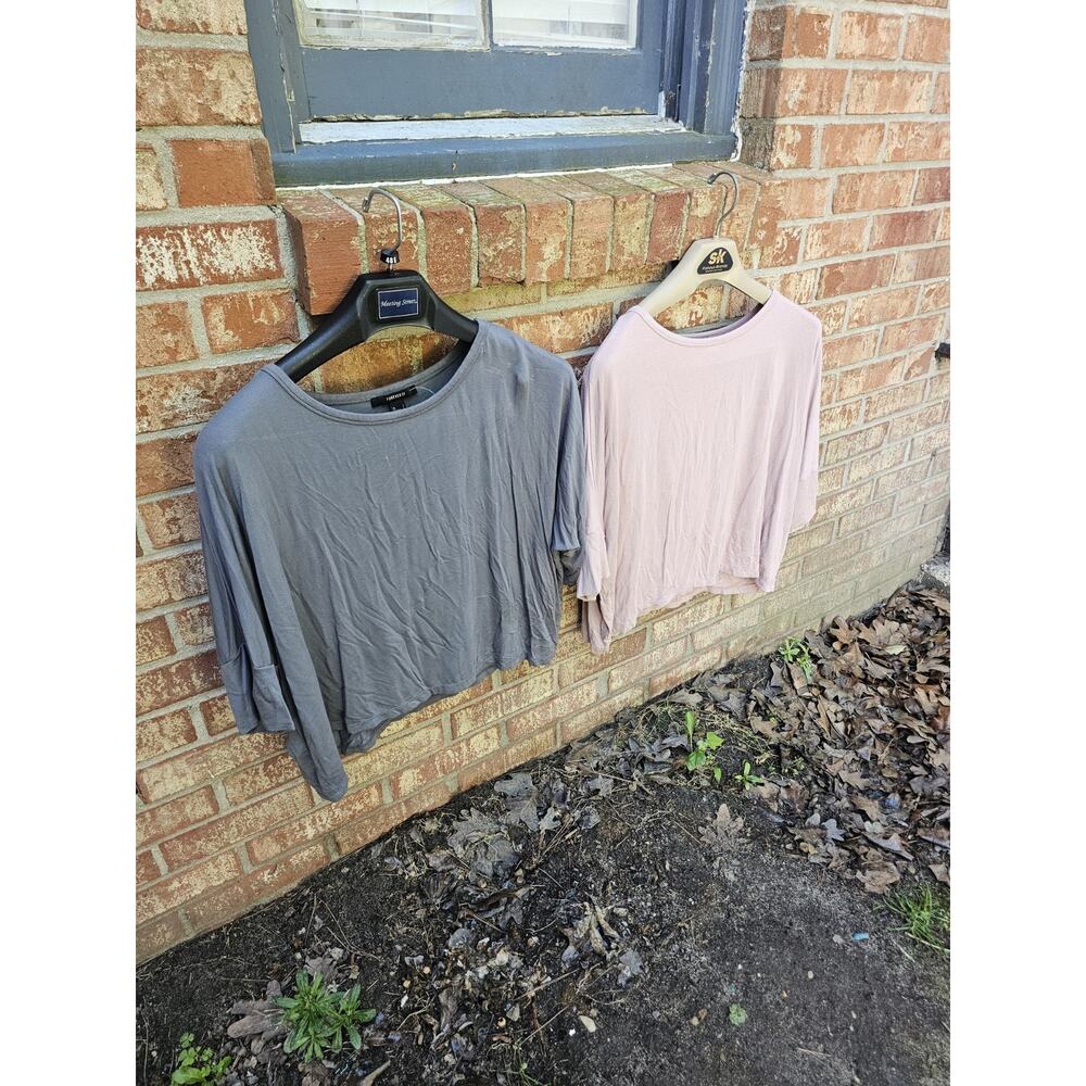 Lot of 2  Liquid Knit Boxy Tops Drapey Batwing Sleeve Office Career Professional